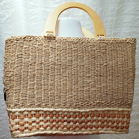 Cornhusk floral bag, wood handles, lined - Picture 2 of 16